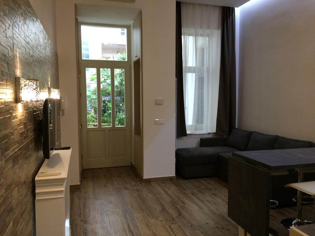 Oasis Of Downtown Apartment Budapest Bagian luar foto