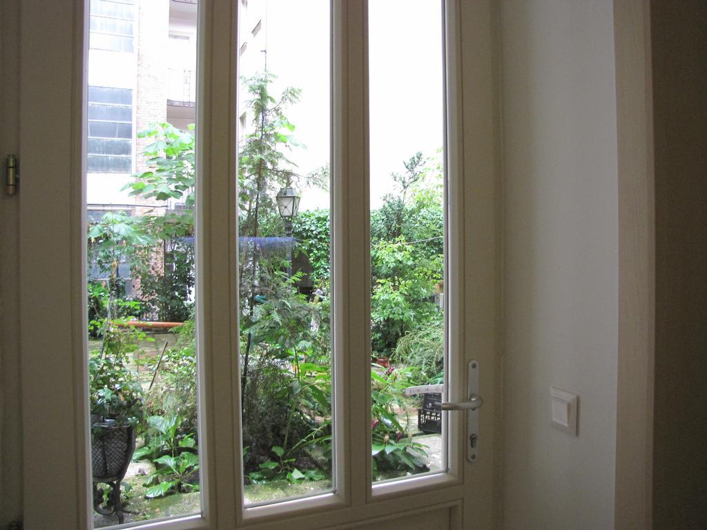 Oasis Of Downtown Apartment Budapest Bagian luar foto