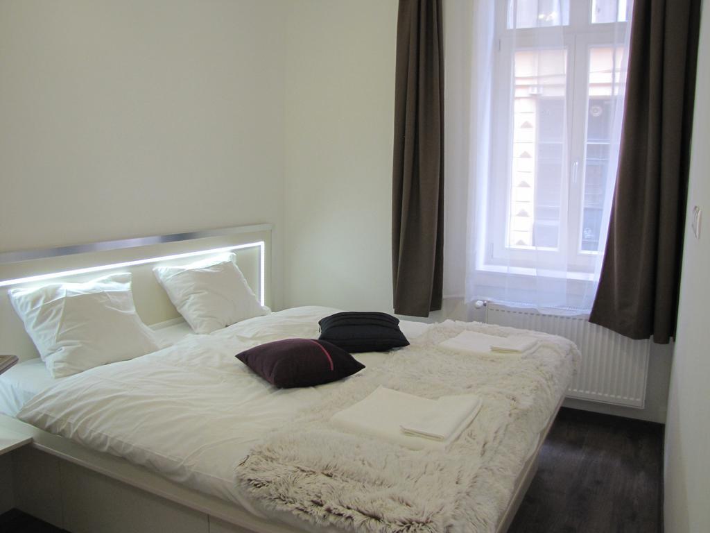 Oasis Of Downtown Apartment Budapest Bagian luar foto