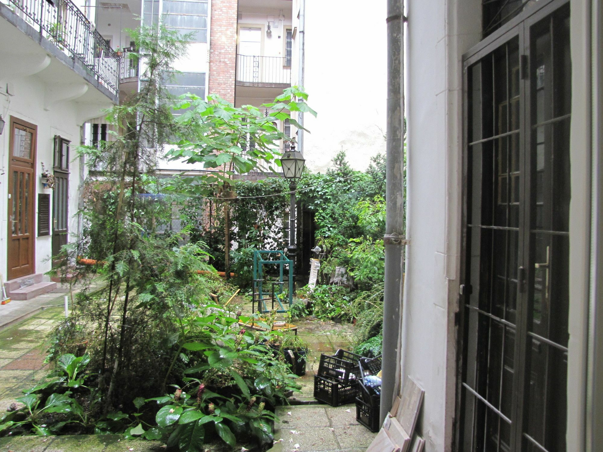 Oasis Of Downtown Apartment Budapest Bagian luar foto