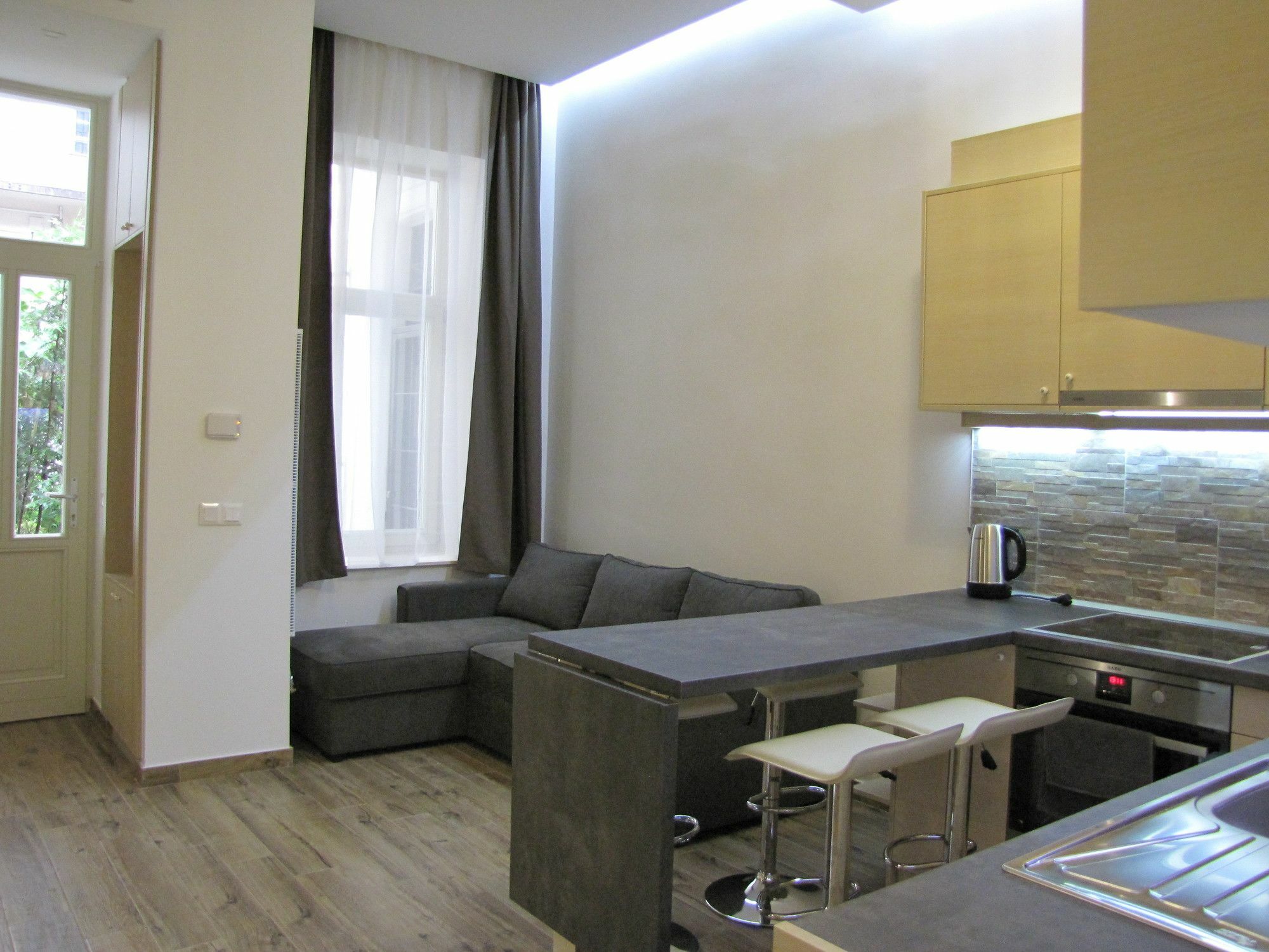 Oasis Of Downtown Apartment Budapest Bagian luar foto