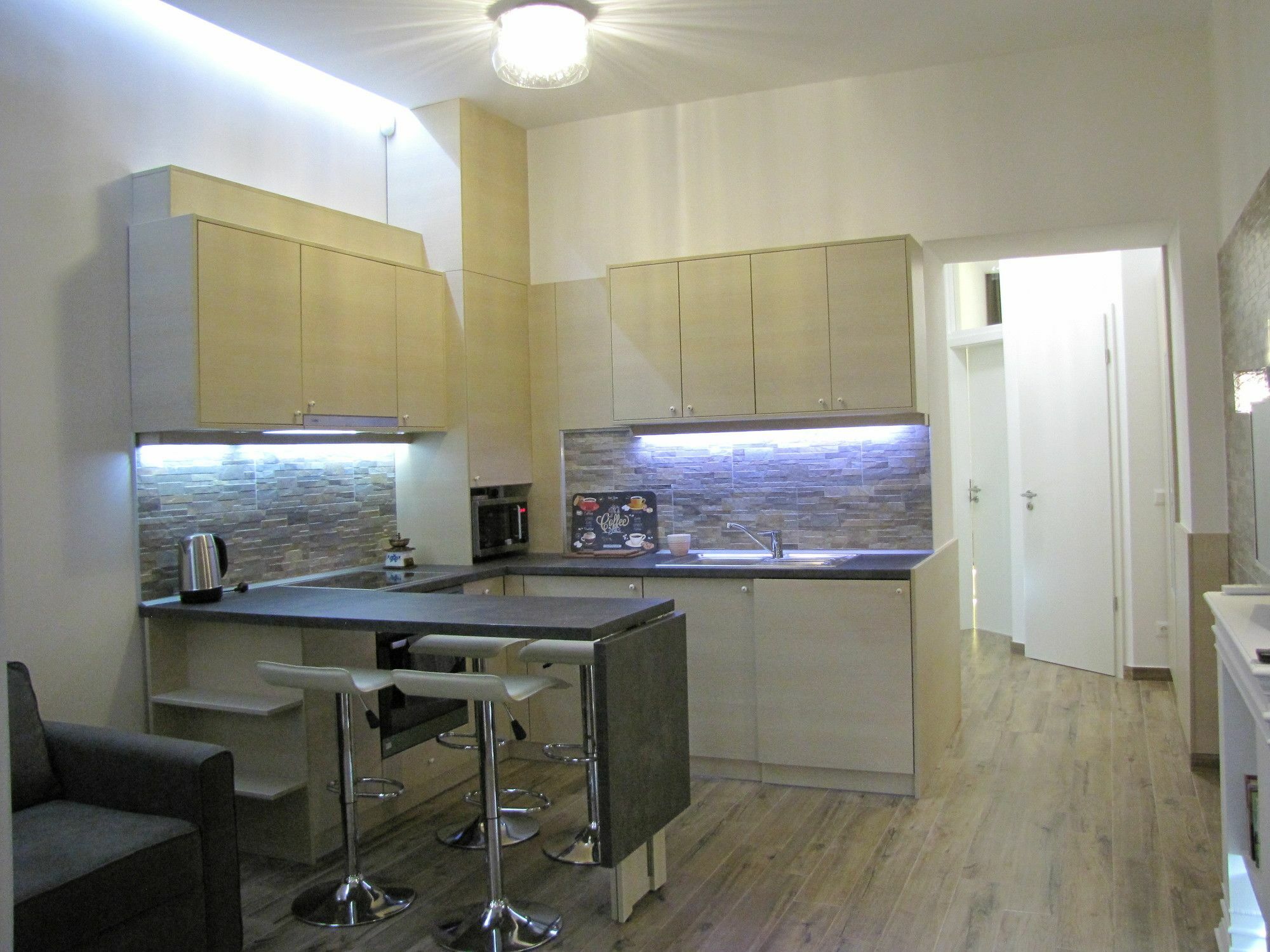Oasis Of Downtown Apartment Budapest Bagian luar foto